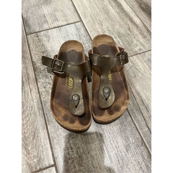 Birkenstock Gizah Sandals Size 35 - Picture 1 of 3